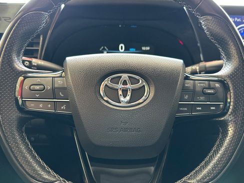 Certified 2022 Toyota Mirai w/ Advanced Technology Package RWD image 24