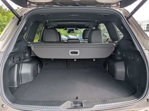 Certified 2025 Subaru Forester Touring w/ Popular Package - Touring AWD/4WD image 13