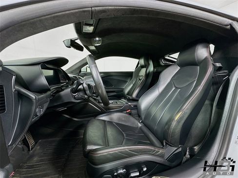 Used 2017 Audi R8 V10 image 15