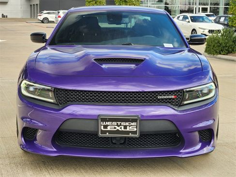 Used 2023 Dodge Charger R/T w/ Harman/Kardon Audio Group image 2