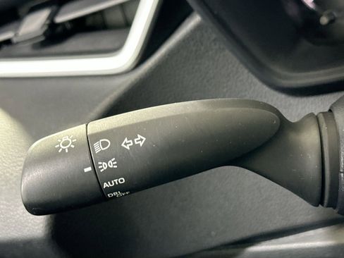 Used 2024 Toyota Corolla LE image 28