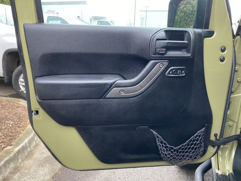 Used 2013 Jeep Wrangler Sport image 15