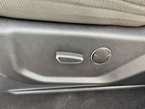 Used 2019 Ford F250 XLT w/ XLT Value Package image 19