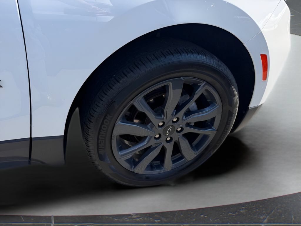Used 2022 Chevrolet Equinox RS AWD/4WD image 12