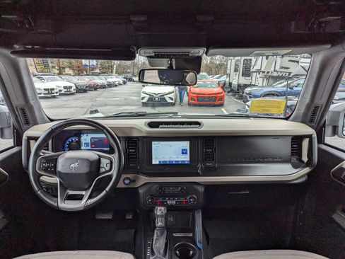 Used 2021 Ford Bronco Wildtrak image 44