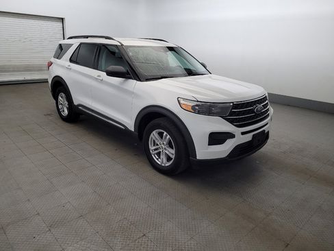 Used 2022 Ford Explorer XLT AWD/4WD image 13