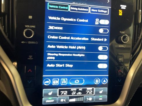 Used 2024 Subaru Outback Limited AWD/4WD image 15