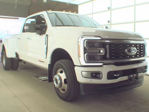 Used 2024 Ford F350 Limited w/ FX4 Off-Road Package image 1