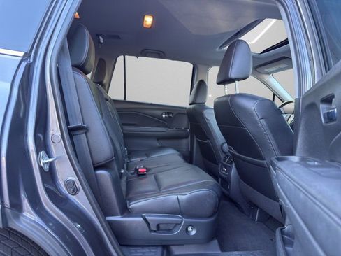 Used 2019 Honda Pilot EX-L image 12