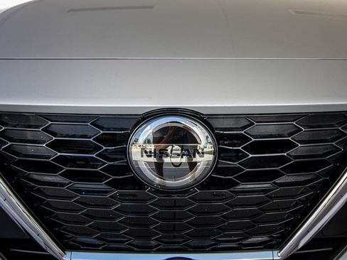 Used 2023 Nissan Sentra SV w/ All-Weather Package FWD image 7