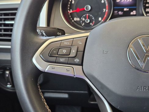 Used 2021 Volkswagen Atlas SE FWD image 22