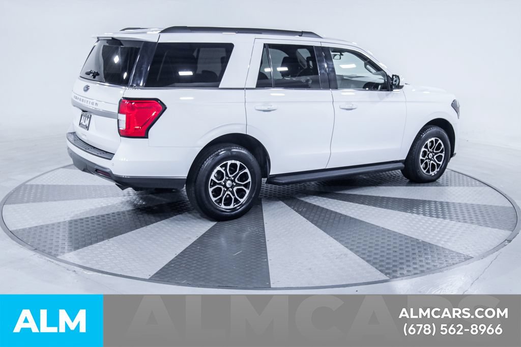 Used 2024 Ford Expedition XLT RWD image 10