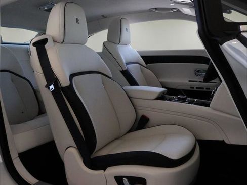 Certified 2024 Rolls-Royce Spectre Base image 20