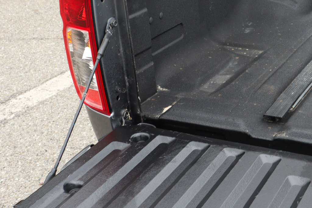 Used 2019 Nissan Frontier PRO-4X AWD/4WD image 9
