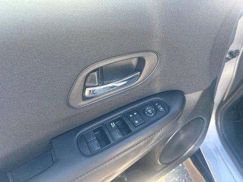 Used 2019 Honda HR-V Sport image 21
