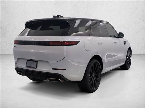 Certified 2025 Land Rover Range Rover Sport Dynamic SE AWD/4WD image 5
