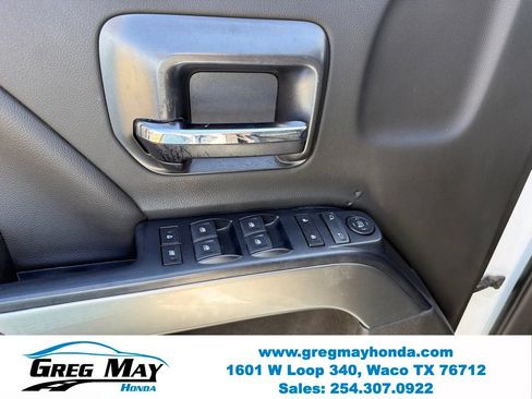 Used 2018 Chevrolet Silverado 1500 LT w/ Texas Edition RWD image 11