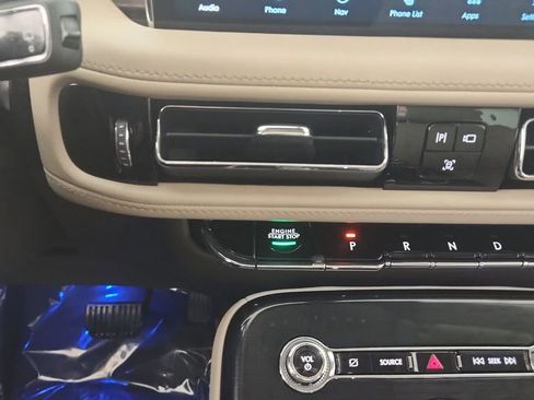 Used 2023 Lincoln Nautilus Reserve w/ Equipment Group 201A image 23