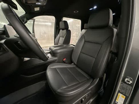 Used 2023 Chevrolet Tahoe LT AWD/4WD image 17