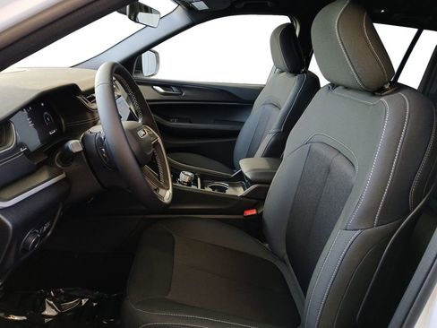 New 2026 Jeep Grand Cherokee Laredo RWD image 19