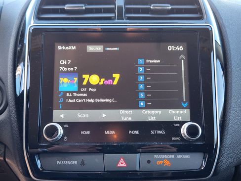 Used 2025 Mitsubishi Outlander Sport LE AWD/4WD image 12