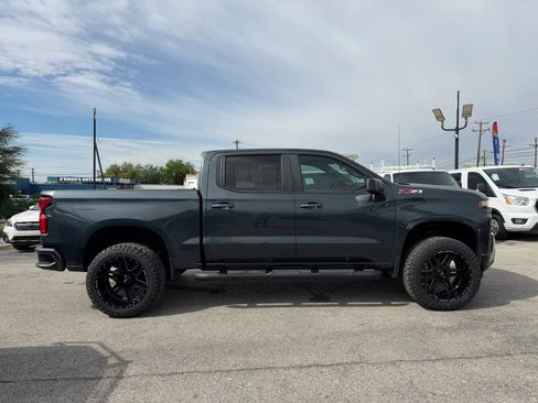 Used 2019 Chevrolet Silverado 1500 RST AWD/4WD image 14