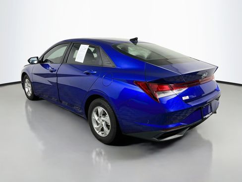 Used 2023 Hyundai Elantra SE FWD image 8