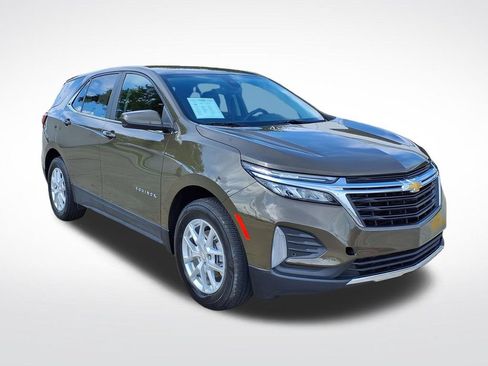 Used 2023 Chevrolet Equinox LT AWD/4WD image 3