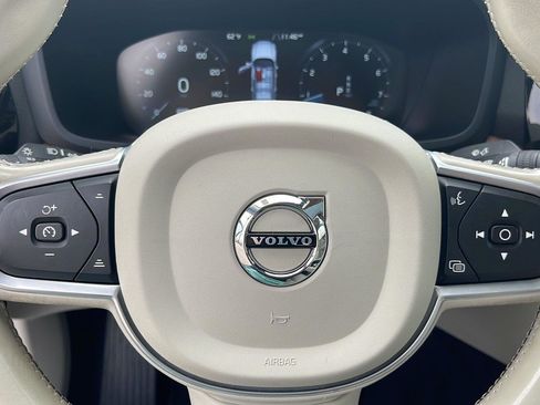 Used 2022 Volvo S60 B5 Momentum w/ Climate Package AWD/4WD image 25