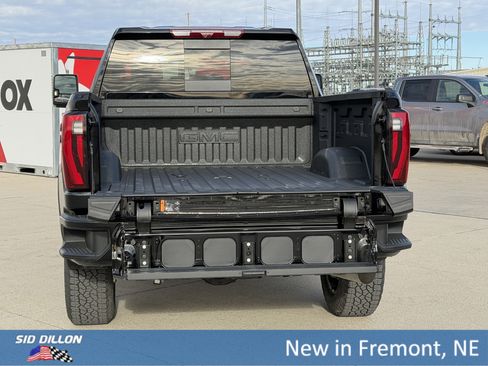 New 2026 GMC Sierra 3500 Denali image 5