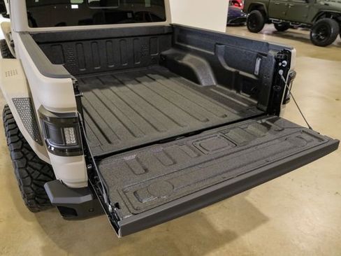 Used 2025 Jeep Gladiator Rubicon w/ Safety Group image 92