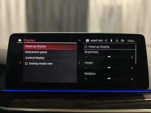 Used 2022 BMW 530i xDrive w/ M Sport Package image 37