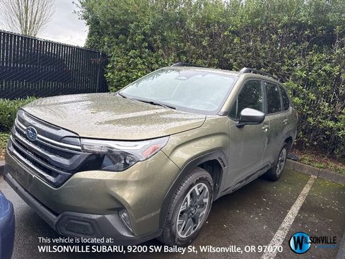 Certified 2025 Subaru Forester Premium image 1