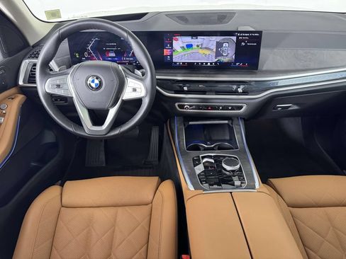 Used 2026 BMW X7 xDrive40i AWD/4WD image 5