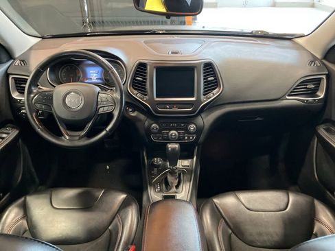 Used 2020 Jeep Cherokee Trailhawk w/ Cold Weather Group image 21