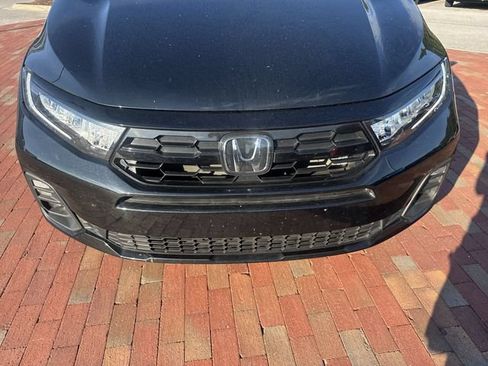 Used 2025 Honda Odyssey Touring image 22