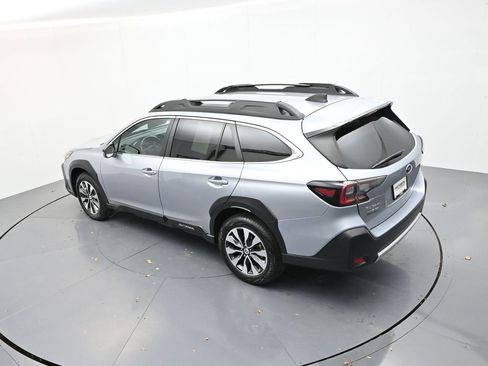 Used 2023 Subaru Outback Limited XT image 22