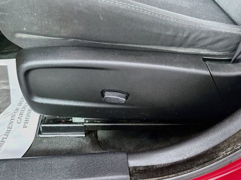 Used 2015 Dodge Charger SE w/ Power Sunroof Group RWD image 17