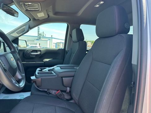 Certified 2020 Chevrolet Silverado 1500 Custom w/ Custom Value Package AWD/4WD image 22