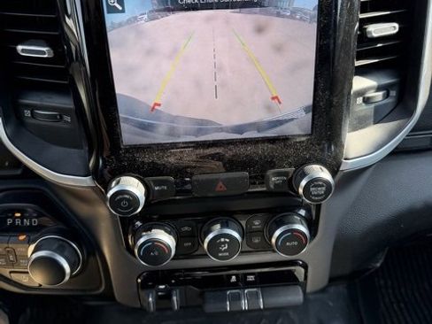 Used 2021 RAM 1500 Big Horn image 8