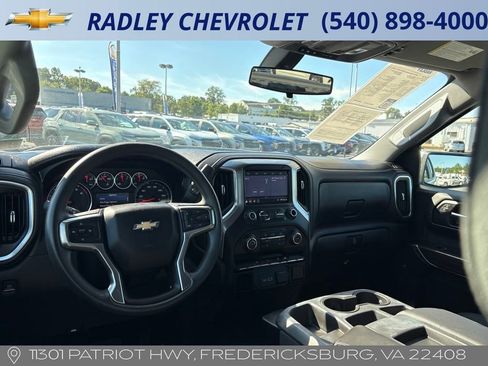 Used 2020 Chevrolet Silverado 1500 LT w/ Trailering Package image 18
