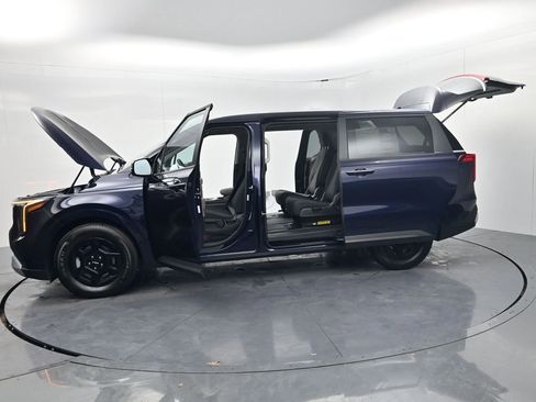 New 2026 Kia Carnival LX FWD image 53