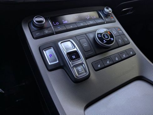 Used 2022 Hyundai Palisade Calligraphy image 12