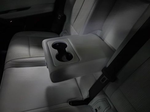 Used 2024 Cadillac Lyriq Sport image 18