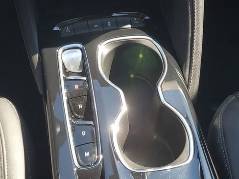 Certified 2022 Buick Envision Preferred FWD image 28