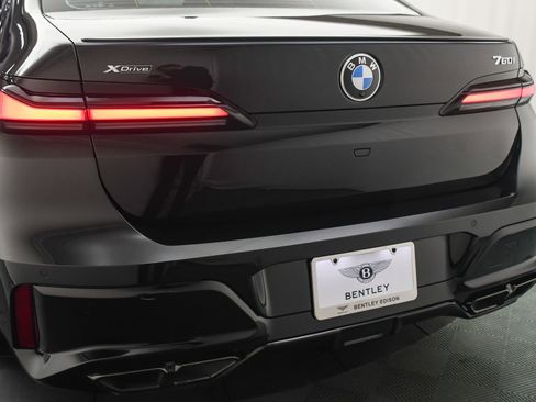 Used 2024 BMW 760i xDrive 760i xDrive image 21
