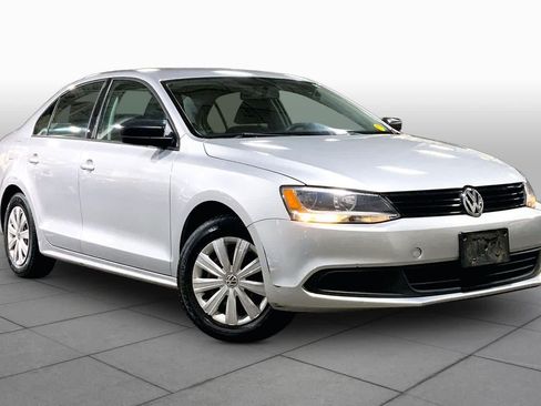 Used 2014 Volkswagen Jetta S FWD image 3