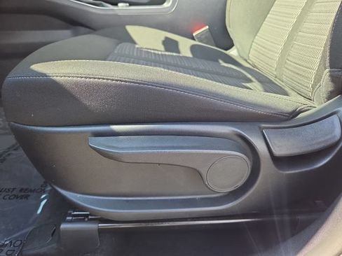 Used 2024 Kia Sorento LX FWD image 11