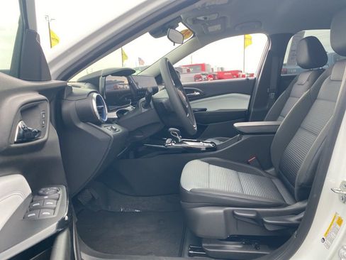 New 2025 Chevrolet Trax LT image 20