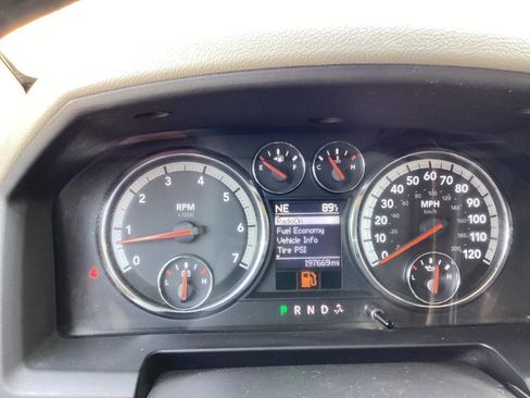 Used 2010 Dodge Ram 1500 Truck SLT w/ Luxury Group AWD/4WD image 10